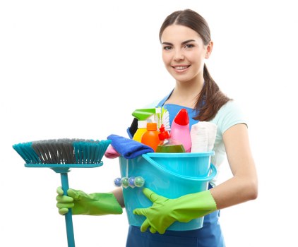 Domestic cleaning service in SW4 for a tidy kitchen and living space